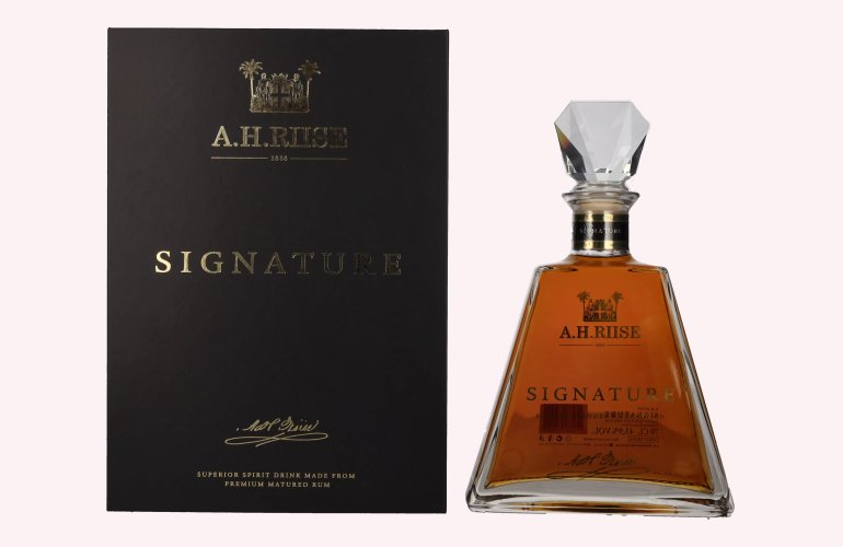 A.H. Riise SIGNATURE Master Blender Collection 43,9% Vol. 0,7l in Giftbox