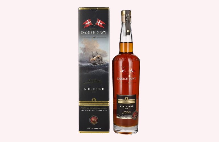 A.H. Riise Royal DANISH NAVY STRENGTH Superior Spirit Drink 55% Vol. 0,7l in Geschenkbox